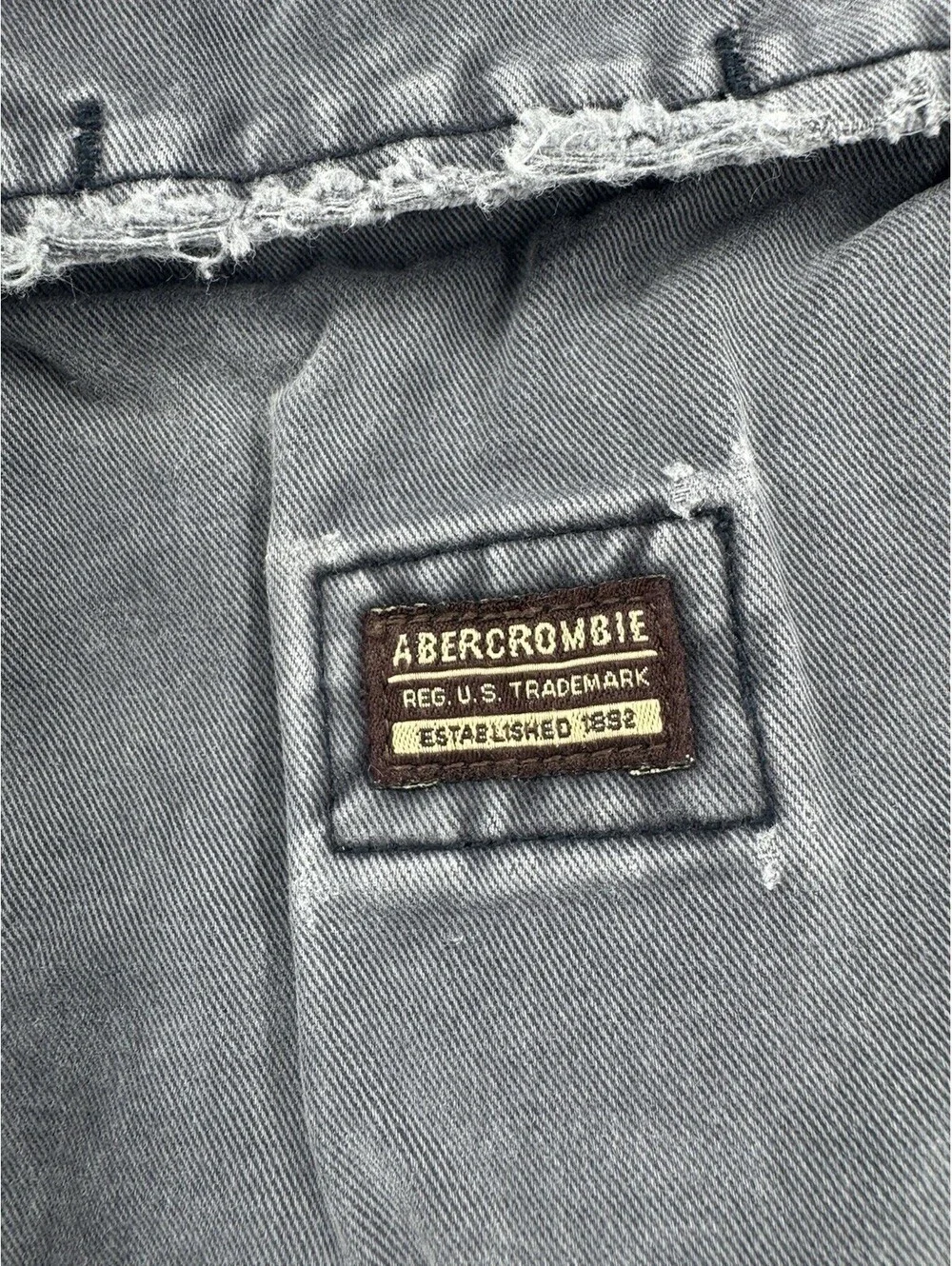 Vintage Y2K  Gray Abercrombie & Fitch Cargo Pants with Side Uility Pockets 32x30